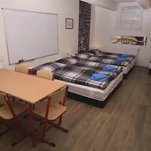school-apartment-your-unique-place-in-prague-by-metro-vyehrad.praguehotelsweb.com/